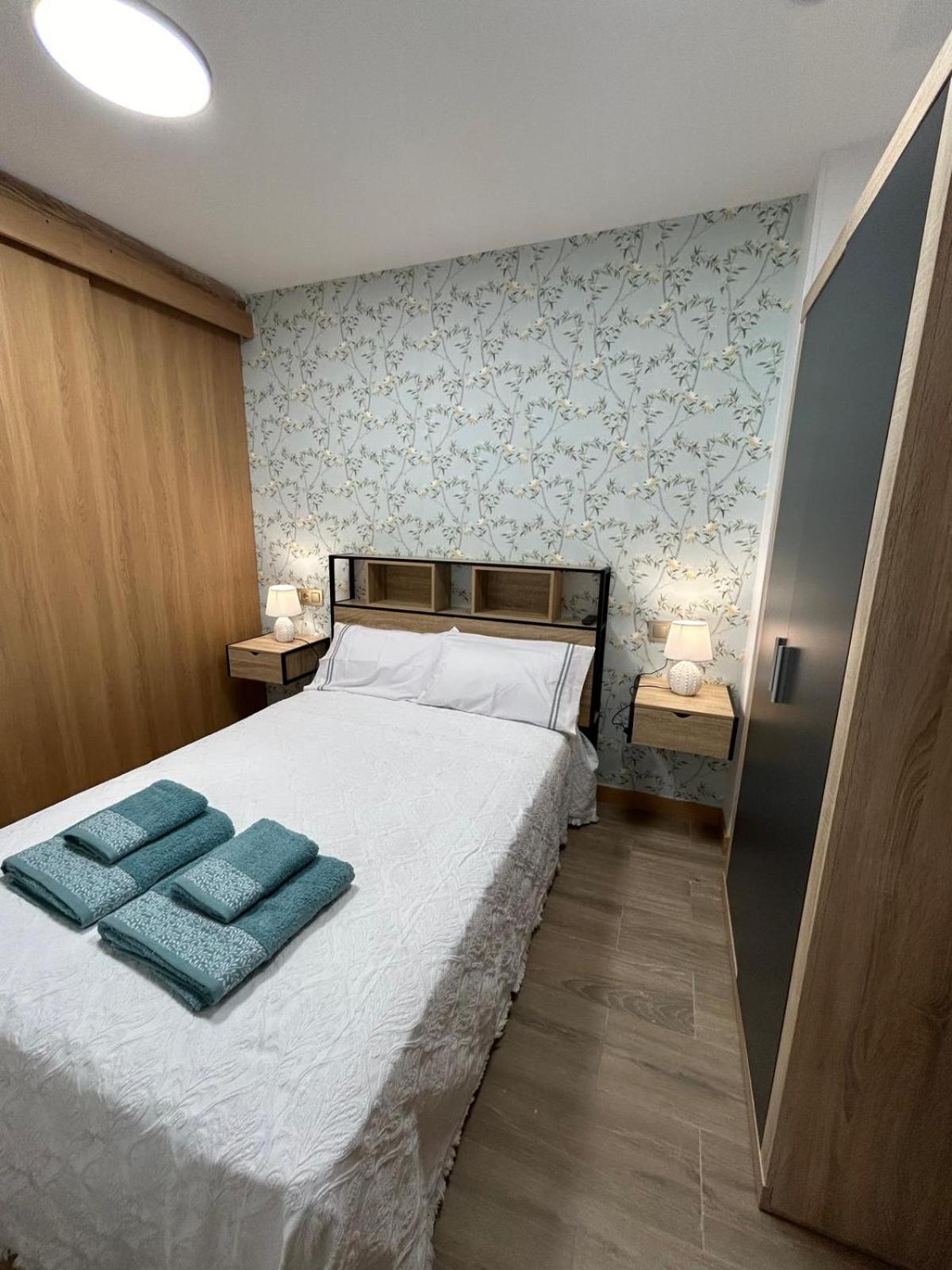 Apartamentos Torres Del Milladoiro Amés Extérieur photo